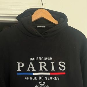 BALENCIAGA Mens L hoodie. Been warn great condition.